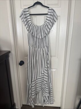 Women’s Express dress size large long maxi